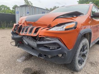 2016 Jeep Cherokee Trailhawk - Primary Damage Left Image